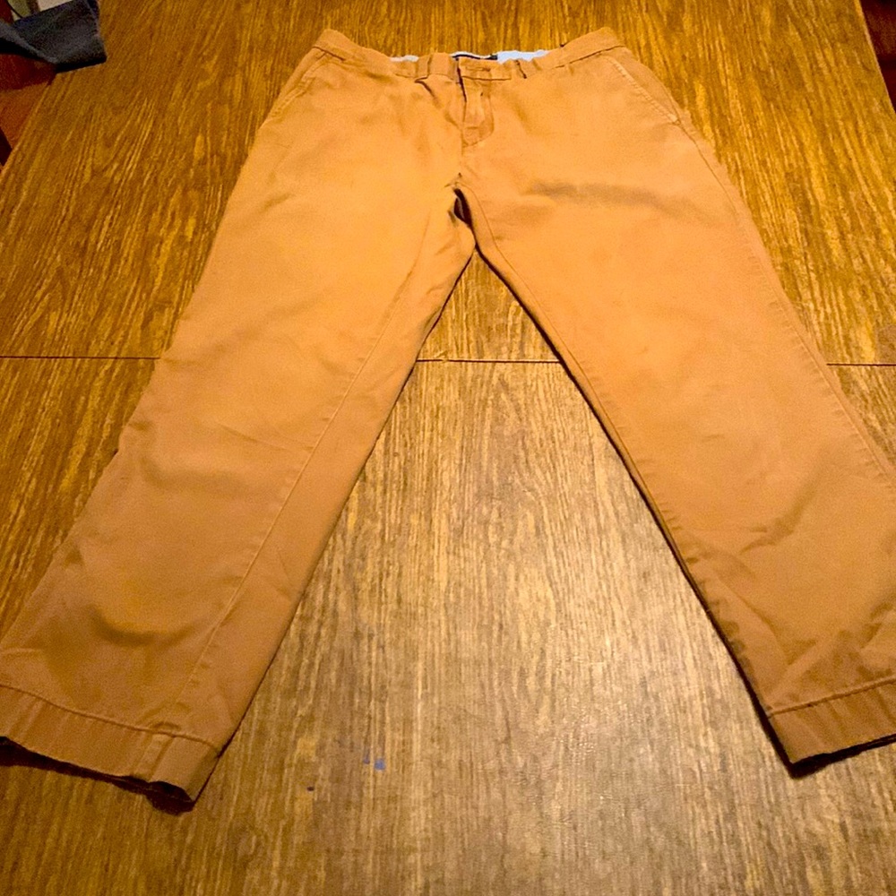 Tommy Hilfiger 32/30 Khaki Pants. Visible Pen Stains
